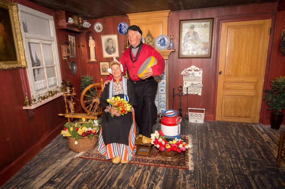 Volendam: Photo Opportunity in Traditional Dutch Costume - Review Ratings