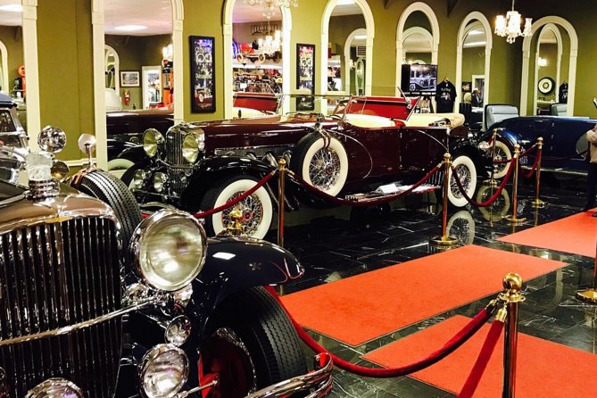 Volo Auto Museum: Admission Ticket - Visitor Experience