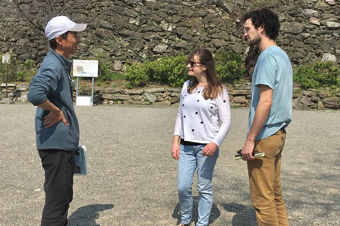 Wakayama Castle Town Walking Tour - Exploring the Castle Grounds