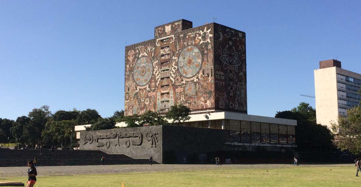 Walk Around UNAM Campus, a UNESCO World Heritage Site - Mexico Citys Famous Murals