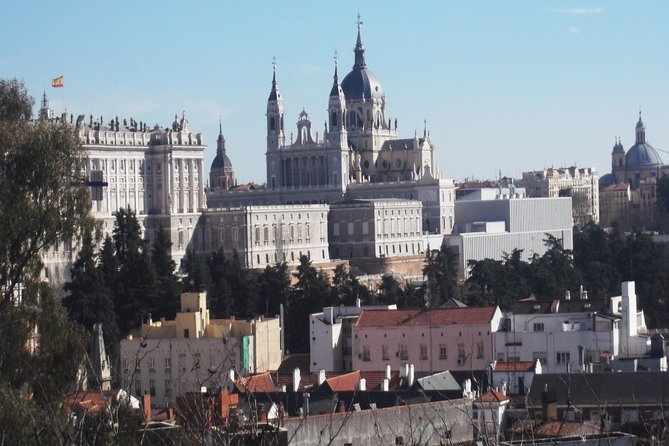 Walk Through the Madrid of the Austrias - Local Gastronomy and Dining Options