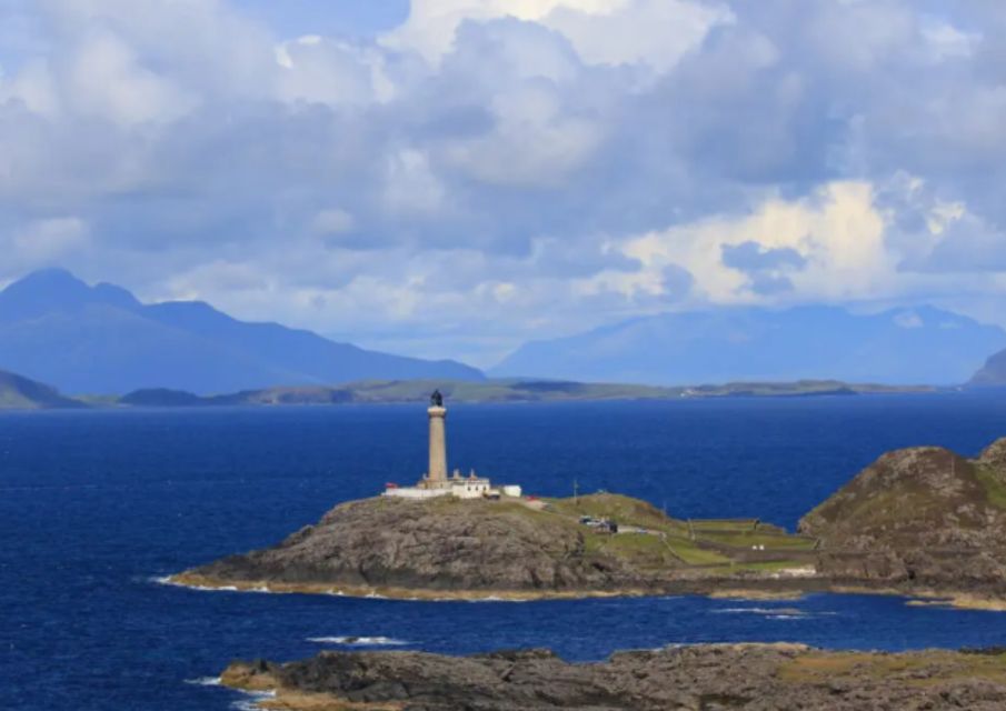 West Coast of Scotland: Interactive Guidebook - Experience and Features