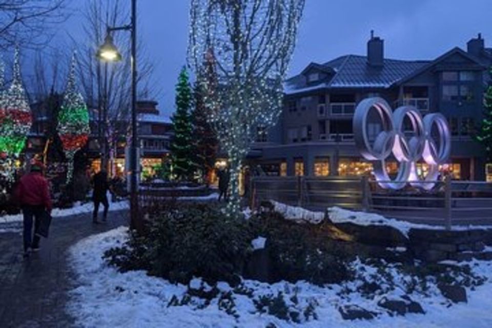 Whistler Squamish Day Tour From Vancouver Private - Guided Tour in Multiple Languages