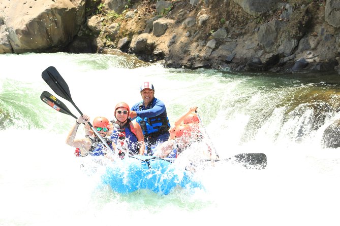 White-Water River Rafting on Class Iii/Iv Rapids With Lunch  - La Fortuna - Accessibility and Health Information