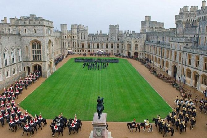 Windsor Castle Private Vehicle Service From London With Admission Tickets - Tour Overview and Highlights