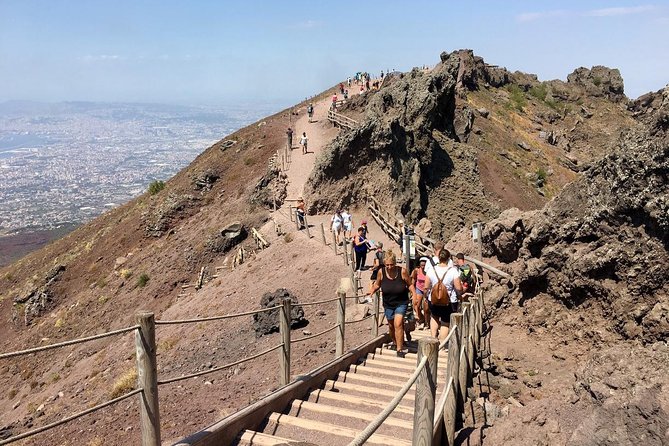 Wine Tasting and Excursion to the Mt. Vesuvius From Pompeii - Tour Highlights