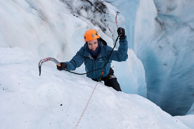 Winter Ice Cave Climbing Private Photoshoot - 15 Shot Package - Private Tour Inclusions