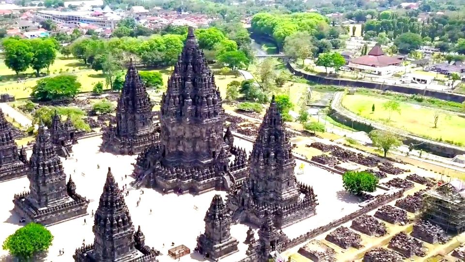 Yogyakarta : Water Castle, Sultan Palace & Temples - Duration and Booking Information