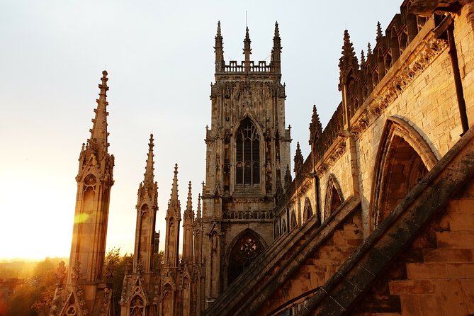 York Private Walking Tour With a Professional Guide - Customizable Route and Interactions