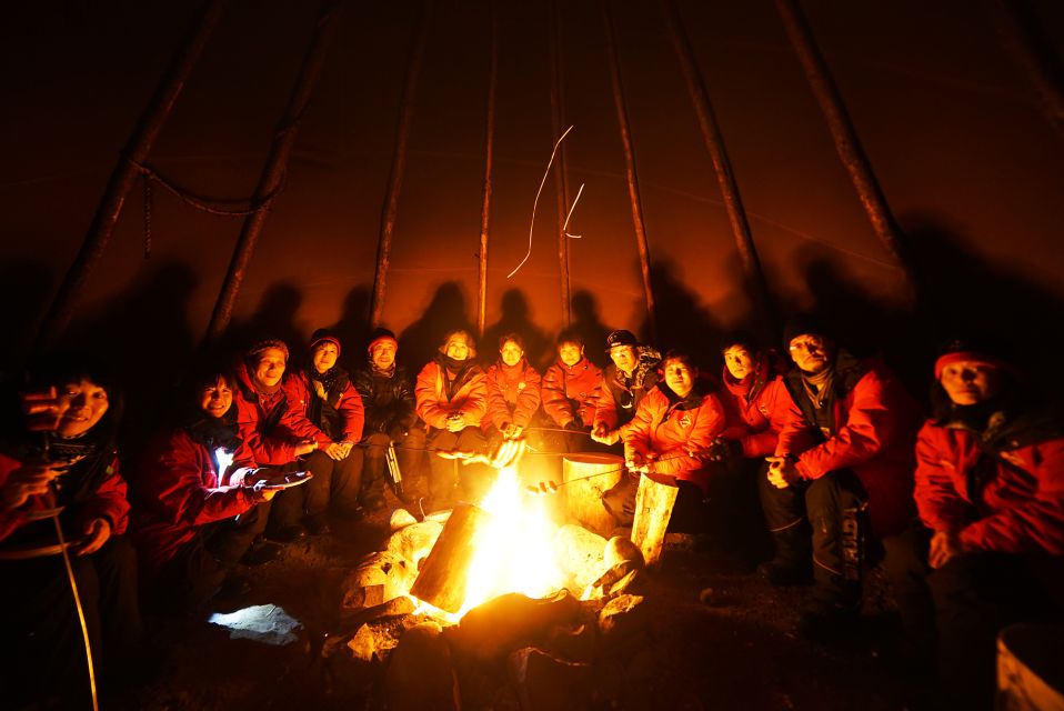 Yukon: Aurora Borealis Evening Viewing Tour - Activity Highlights
