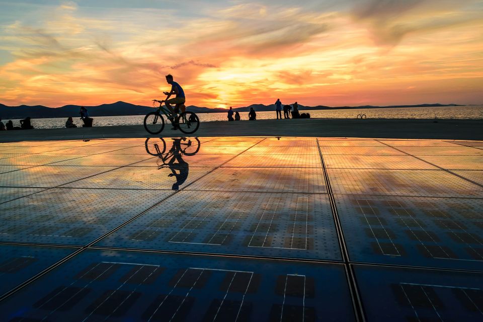 Zadar: Private Old Town Walking Tour - Experience Highlights