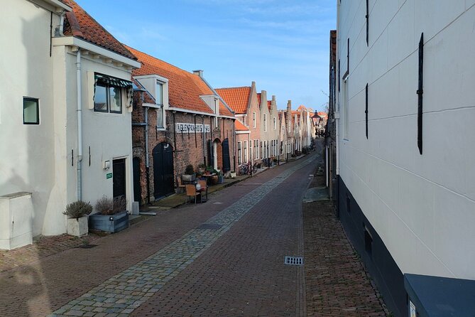 Zierikzee: Historic Highlights Outdoor Escape Game - Experience Inclusions