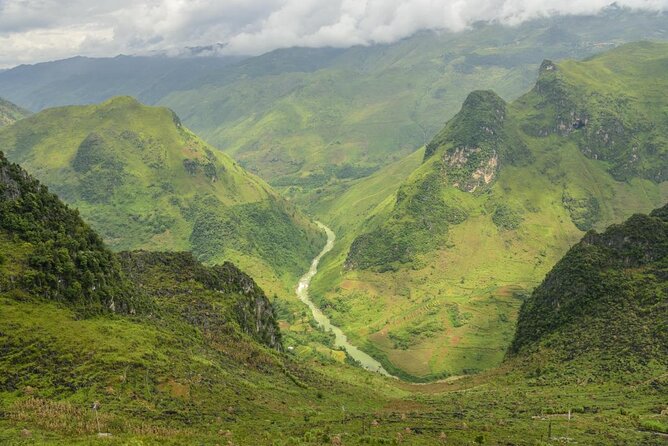 3 Days 4 Nights Ha Giang Easy Driving Motorbike Tours - Key Points