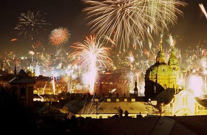 30th DEC Holiday Pub Crawl in Prague - Key Points