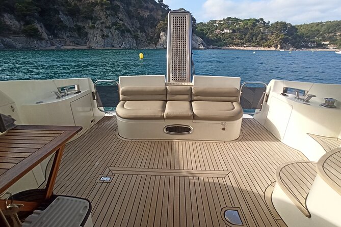 1 Hour Sail Spanish Lunch or Dinner for 2 People in a Luxury Motor Boat - Customer Reviews