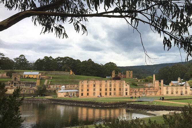 10 Day Guided Tour of Tasmania - Inclusions and Expectations Set