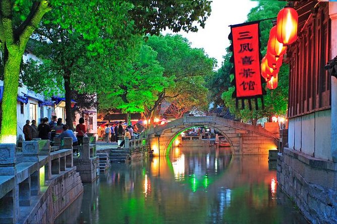 2-Day Amazing Shanghai and Suzhou Private Tour Including Water Town - Tour Guide Details