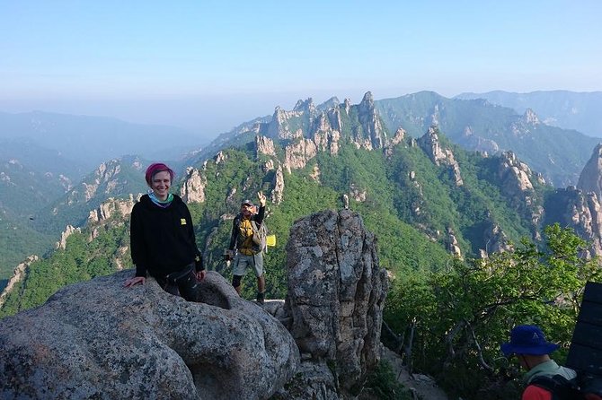 2-Day Hike Through the Scenic Valleys of Mt. Seoraksan From Seoul - Visitor Reviews
