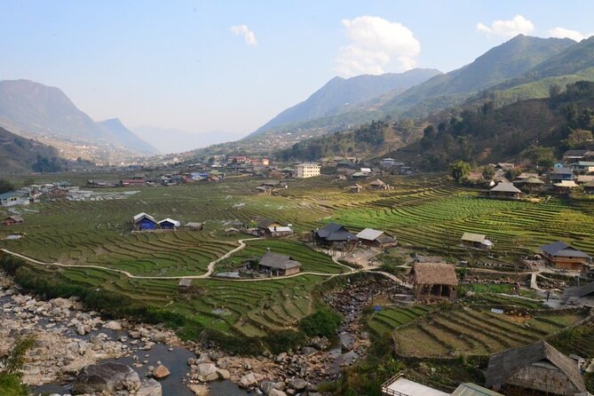 2-Day Sapa Guided Tour Slipping in Homestay From Hanoi - Tour Inclusions