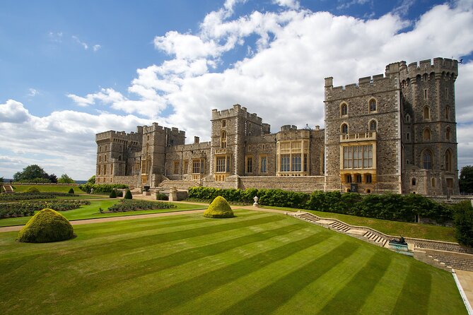 2-Day Windsor, Stonehenge, Bath & Oxford Tour Including Admission - Pricing and Policies