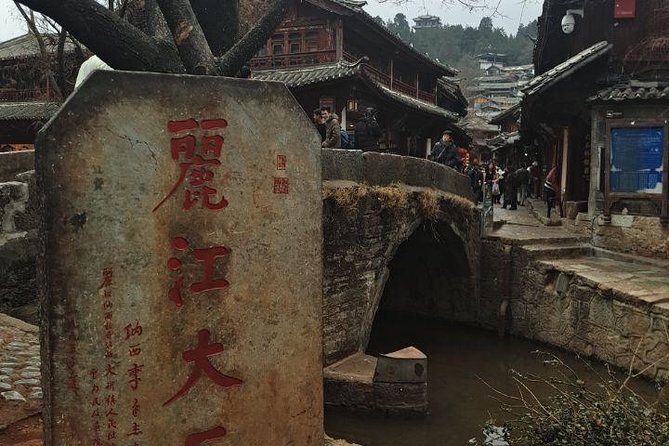2-Days Private Lijiang Tour With the Old Towns, Villages, Snow Mountain and Show - Transportation Information