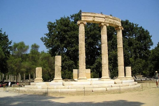 2 Days Private Tour:Arachova-Delphi-Ancient Olympia 8seat - Discovering Delphi