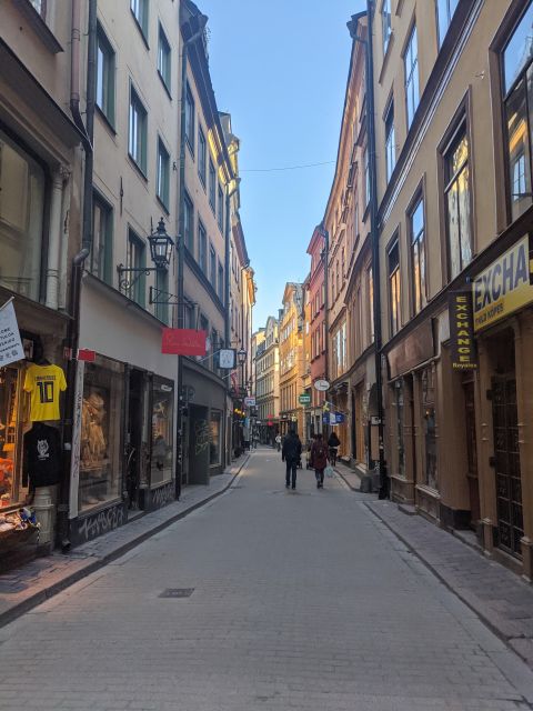 2-Hour Free Walking Tour in Stockholm - Inclusions and Payment Structure