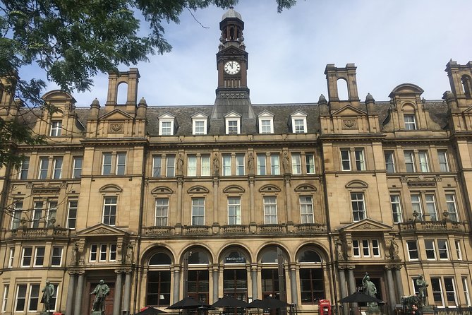 2 Hour Leeds Highlights Walking Tour - Directions