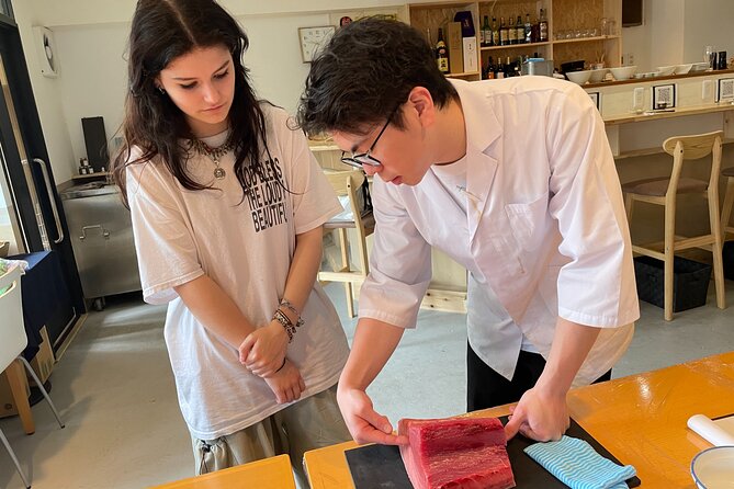 2-Hour Tuna Cutting and Sushi Small Group Workshop in Sendagi - Expectations and Guidelines