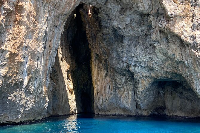 3-Hour Guided Boat Tour to the Caves in Santa Maria Di Leuca - What to Bring