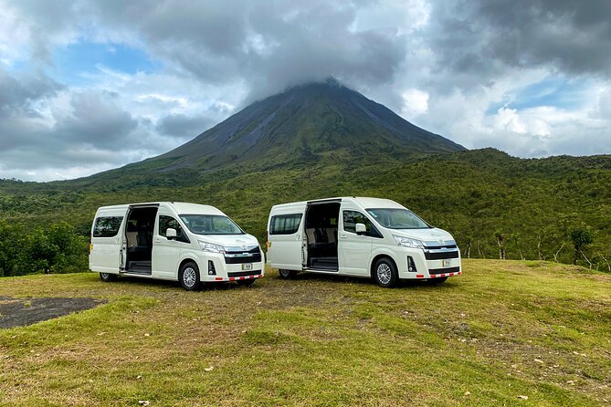 3-Hour Shuttle Service From San Jose Airport to La Fortuna - Common questions