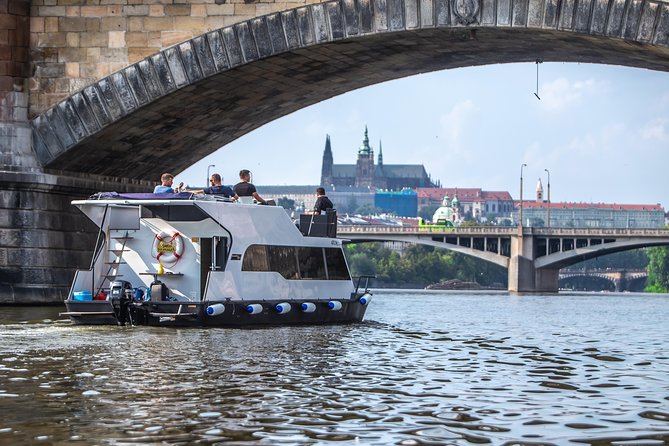 3-hours Prague Private Boat Cruise Beer or Prosecco Unlimited - Customer Feedback