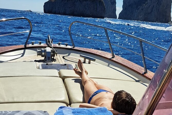 3 Hours Private Capri by Boat for Couples - Common questions
