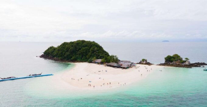 3 Island Trip to Khai Nok, Khai Nai, Khai Nui by Speedboat - Inclusive Island Tour Package