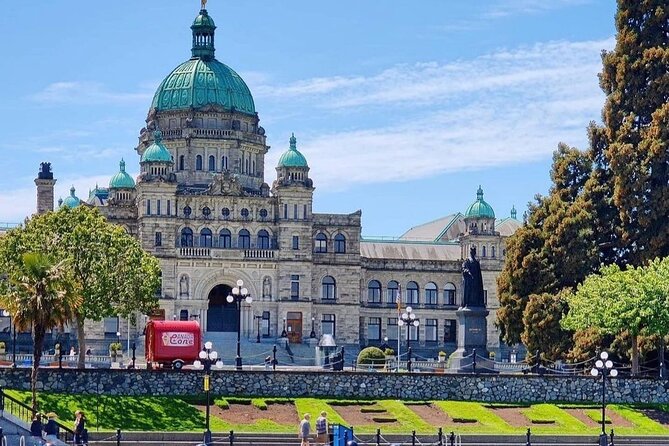 4-Day Tour to Vancouver and Victoria W/ YVR Airport Pickup (Eng&Mandarin) - Tour Guides & Language Options