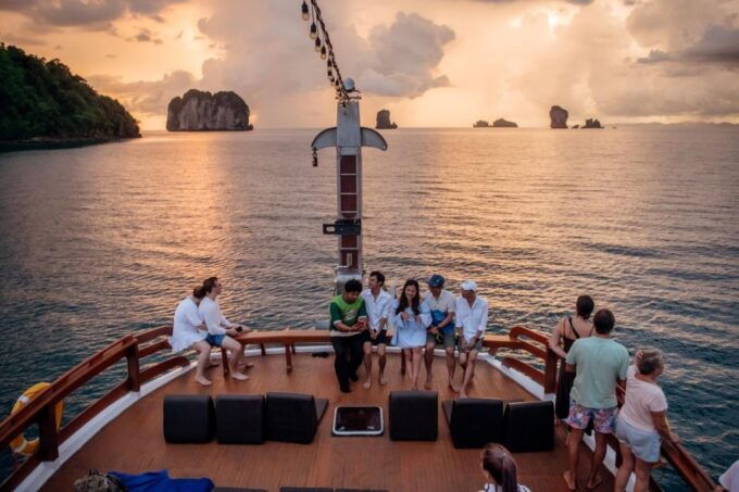 4 Island& Sunset By Cruis Dinner M/Y Lalida Cruise - Pickup & Locations