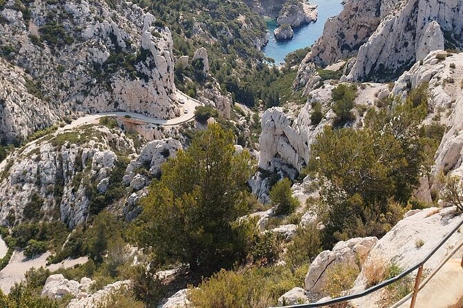 5-Hour Hiking Tour in the Calanque National Park of Marseille - Inclusions and Exclusions