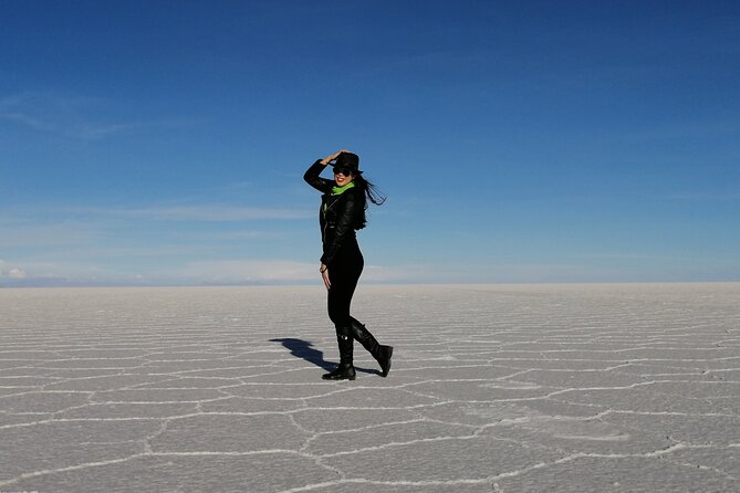 5-Hour Uyuni Salt Flat Tour Stargazing and Sunset/Sunrise In Group - Tour Logistics