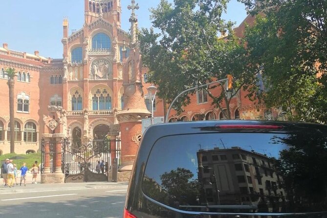 8-Hour Barcelona Private Tour - Inclusions and Exclusions