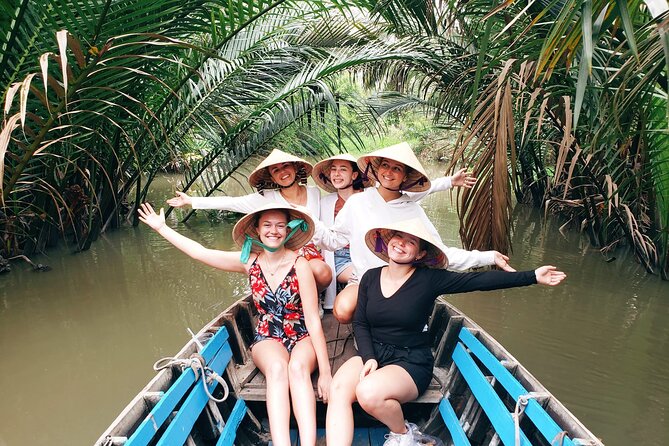 A Unique Tour of the Floating Market Includes a Cacao Plantation. - Local Culture Immersion