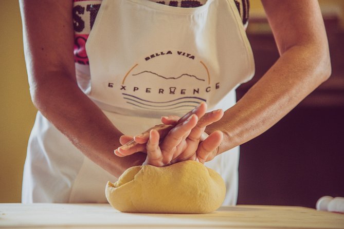 Abruzzo Traditional Pasta Making With 85y Old Local Grandma - Four-Course Meal Experience