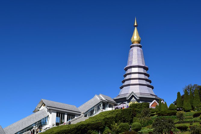 Admiring Natural Heights at Doi Inthanon - Enriching Experiences