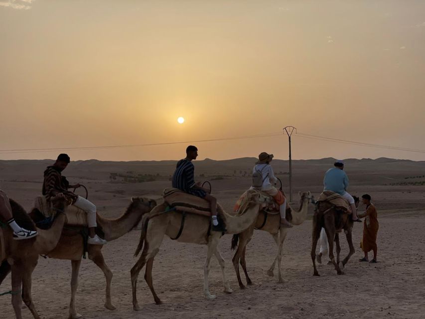 Agafay Desert Camel Ride Sunset Tour With Dinner Show - Itinerary and Sunset Camel Ride