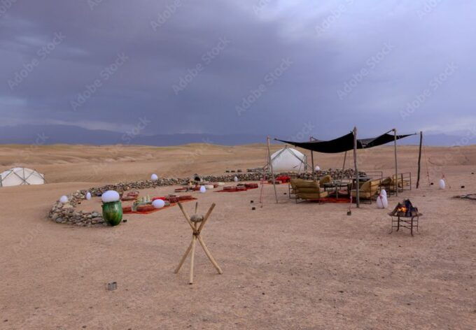 Agafay Guided Camel Riding and Dinner Under Stars - Location Features