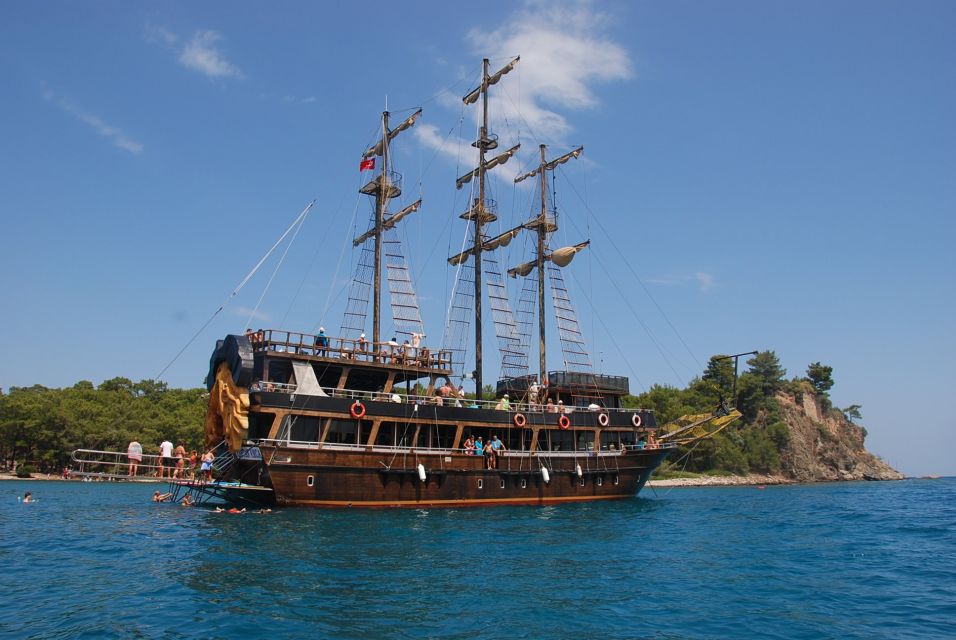 Alanya: Pirate Boat Trip With Meal, Drinks and Pickup Option - Review Summary