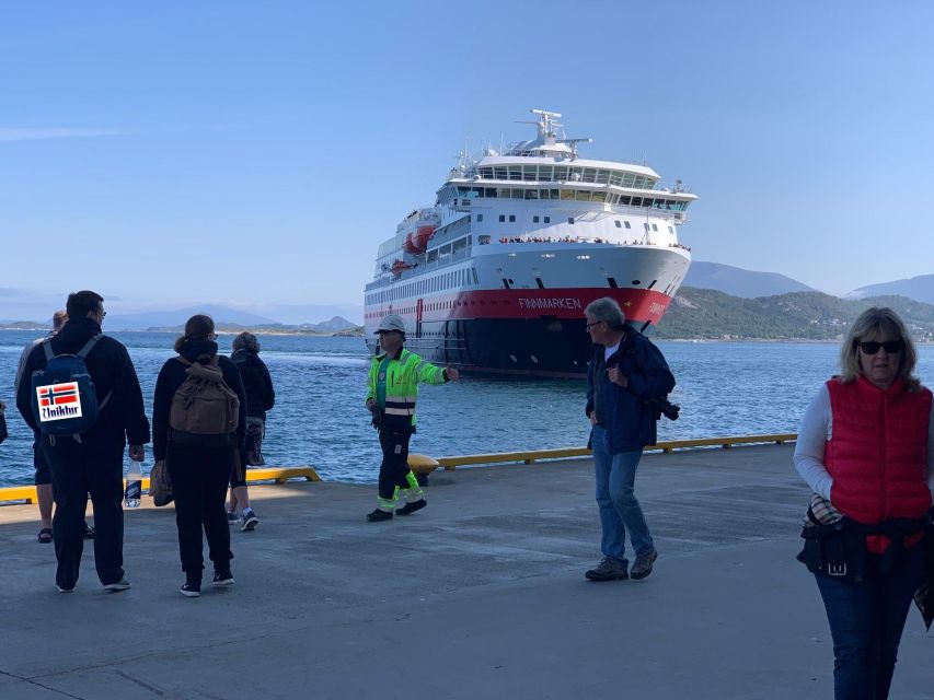 Alesund Private Sightseeing Tour on Foot and by Car - Activity Highlights and Photo Opportunities