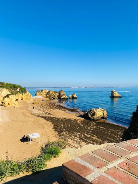 Algarve: Lagos Sightseeing Guided Tour With E-Bikes - Guide Expertise and Insights