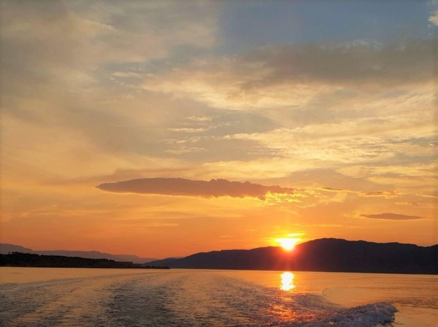 Alta Fjord: Sunset Tour - Boat Tour on Alta Fjord