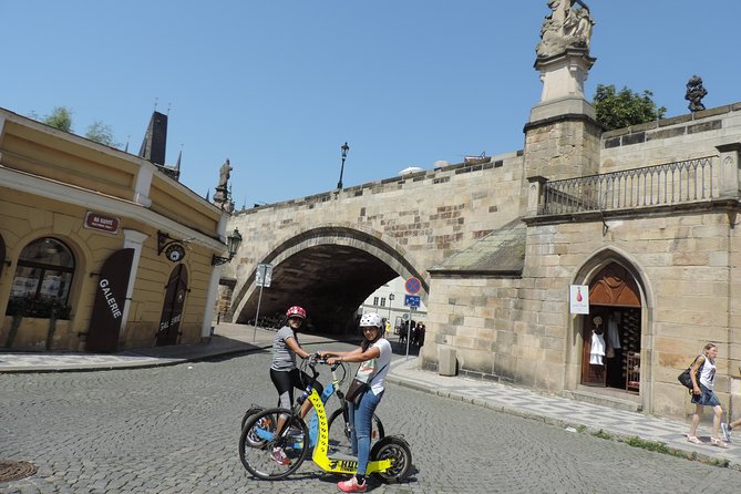 Amazing E-Bike/ Escooter Live Guided Tour, 120 Min - Cancellation Policy and Refunds