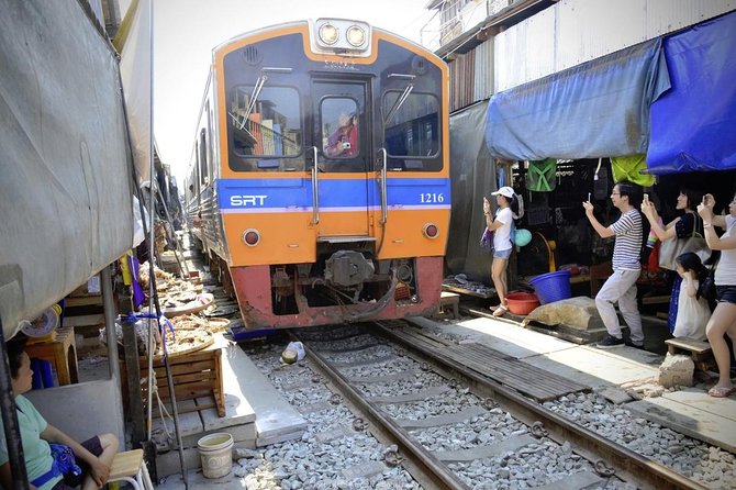 Amphawa Floating Market Tour With Maeklong Railway Market (Sha Plus) - 4. Meeting and Pickup Details